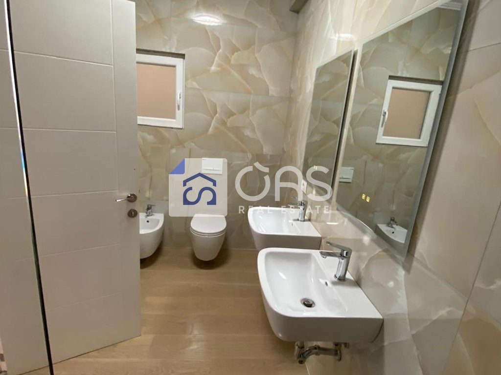 Jepet me qera apartament 1+1 tek Bulevardi i Ri