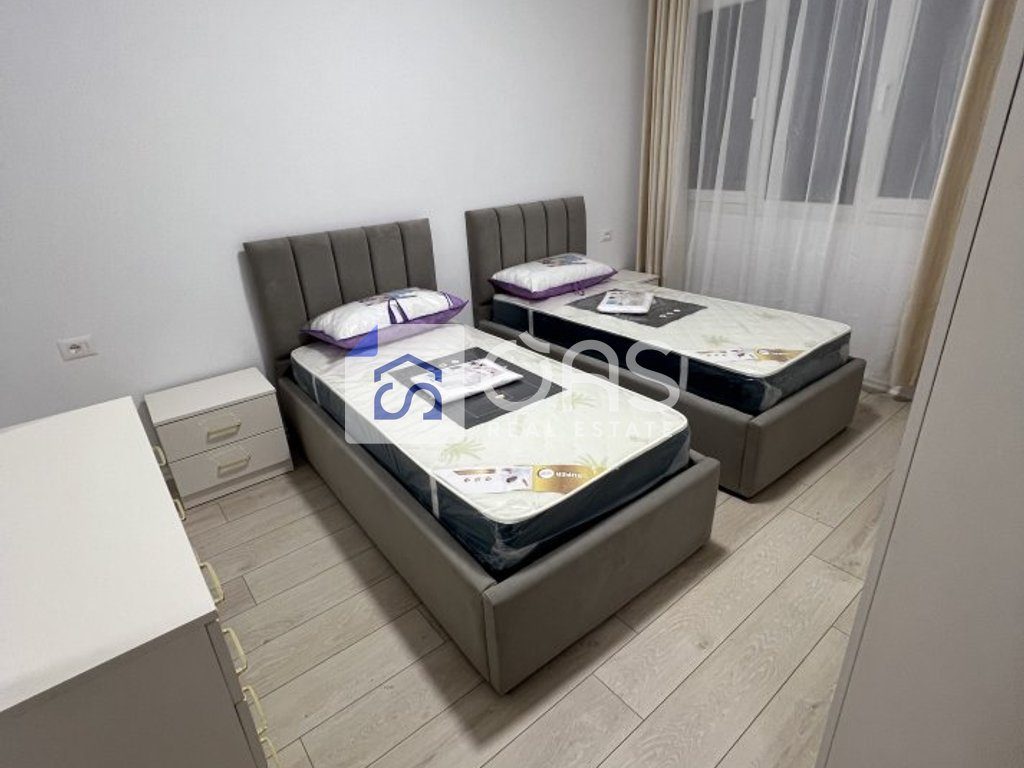 Jepet apartament 2+1+ post parkimi ne Astir "River Residenc"