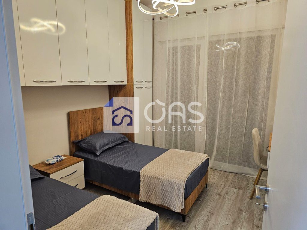 Shitet apartament 2+1+2 ne Misto Mame