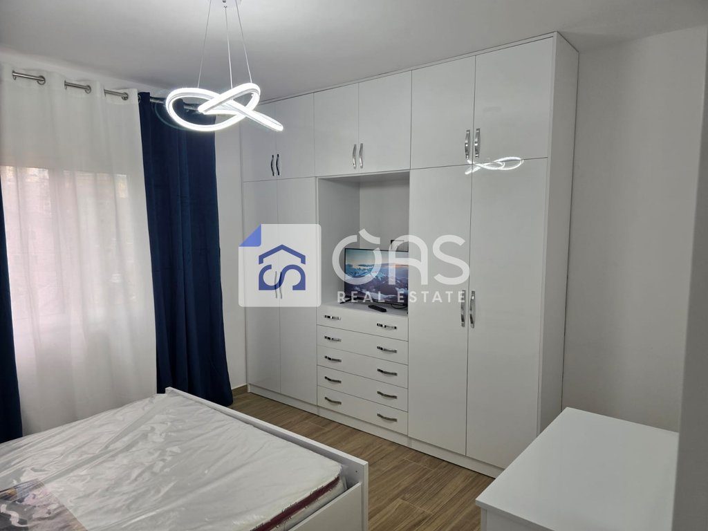 Shitet apartament 1+1 ne Don Bosko " Kompleksi Almaku"
