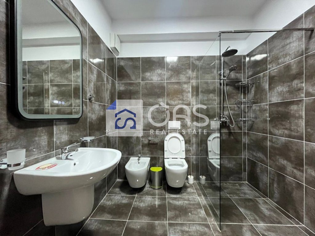 Jepet apartament  me qera 1+1 ne Myslym Shyr