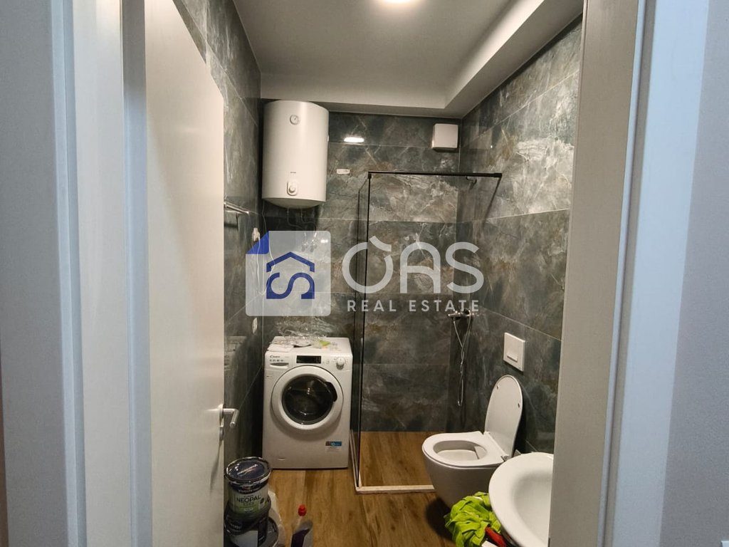 Jepet apartament me qera 1+1+ post parkimi  ne Zog te Zi