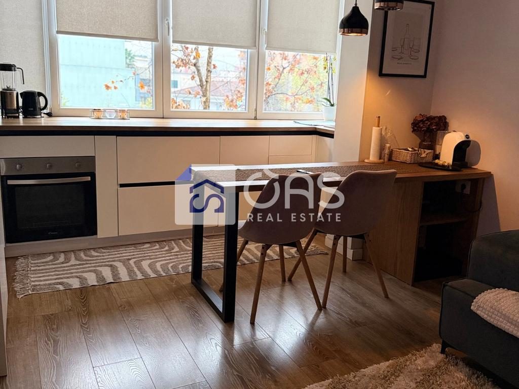 Jepet apartament me qera 1+1 ne Qender