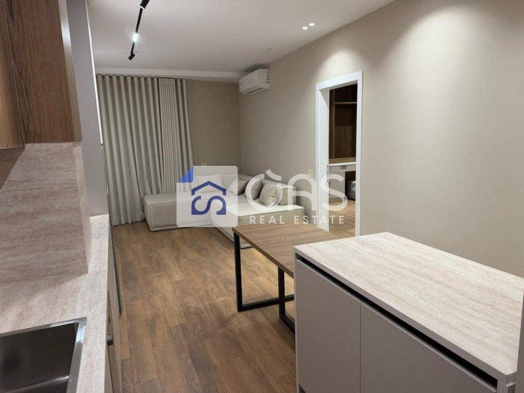Jepet me qera apartament 2+1 tek Mine Peza