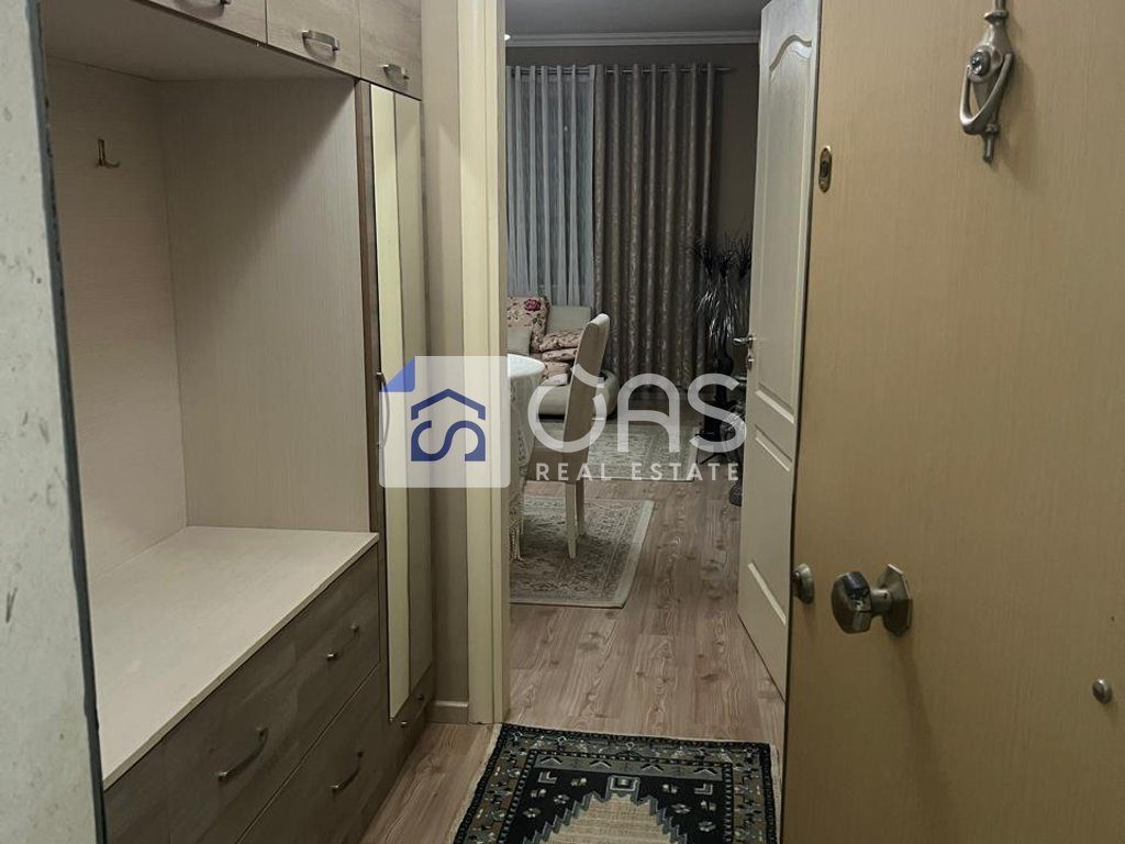 Shitet apartament 2+1 ne Astir