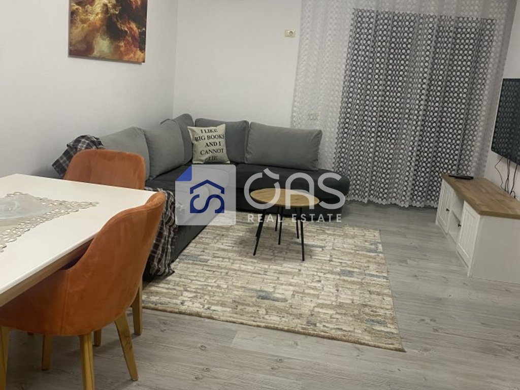 Jepet me qera apartament 2+1 ne Selvia