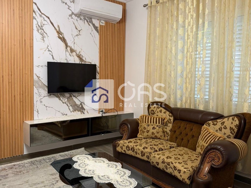 jepet me qera apartament  2+1+ post parkimi tek Siri Kodra
