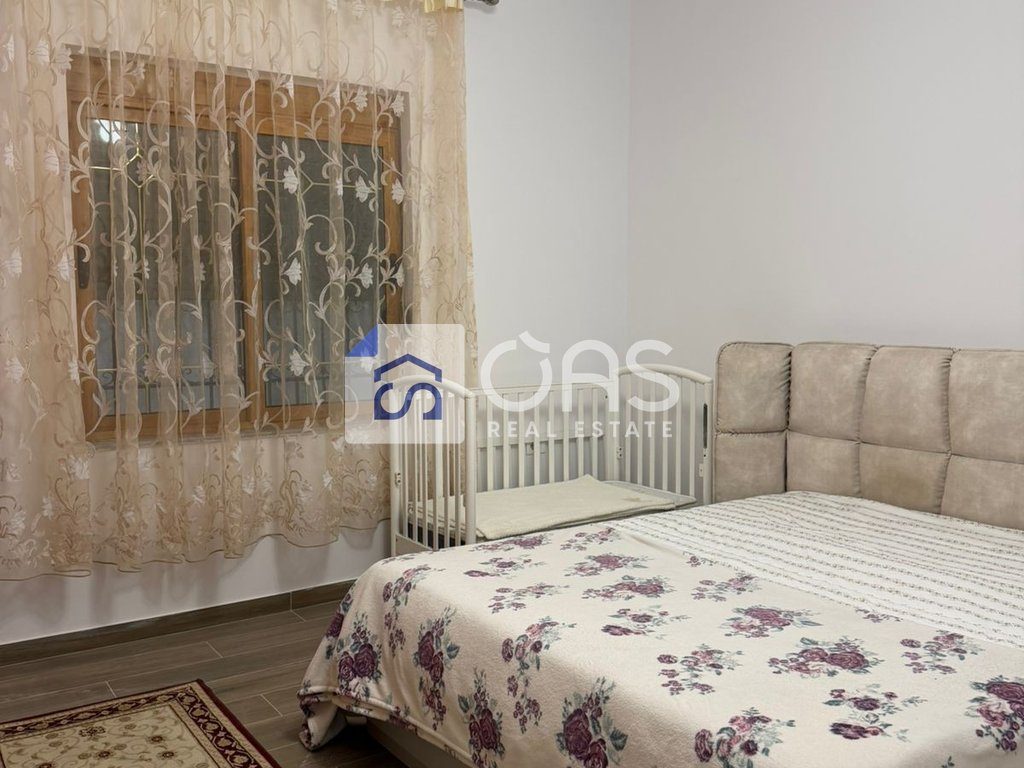 jepet me qera apartament  2+1+ post parkimi tek Siri Kodra
