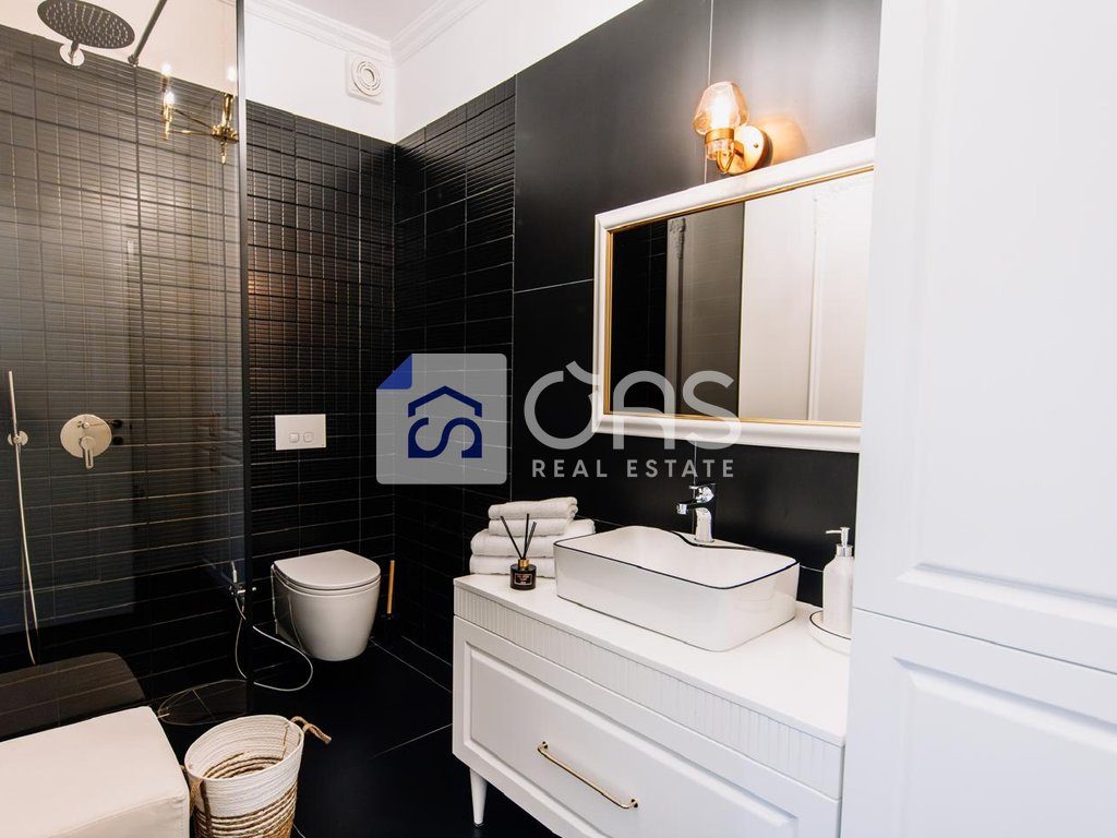 Jepet apartament me qera 1+1 ne Astir