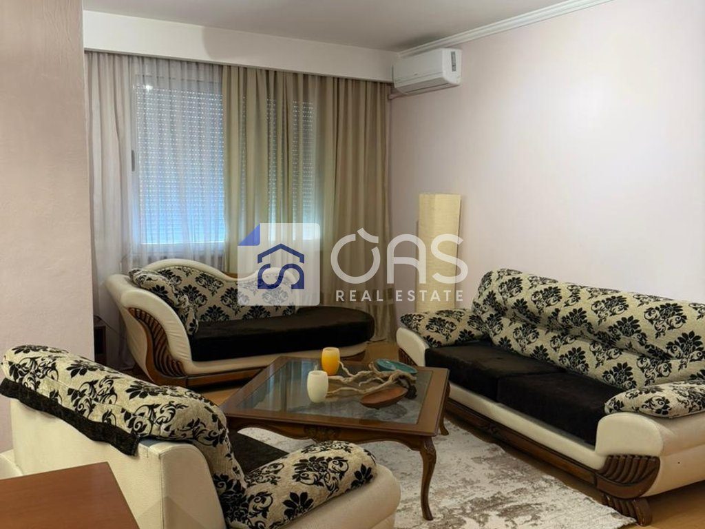 Jepet apartament me qera 2+1+2 ne Astir