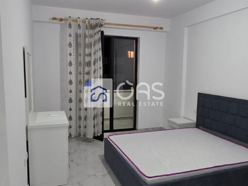 Jepet apartament me qera 1+1 ne Astir