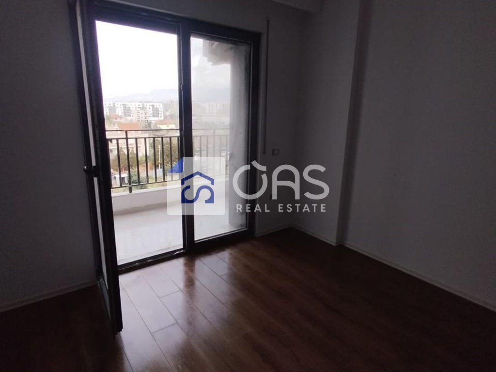 Jepet apartament 1+1 tek Bulevardi i Ri
