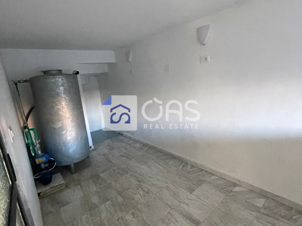 Jepet ambient biznesi 3+3 tek Pazari i ri