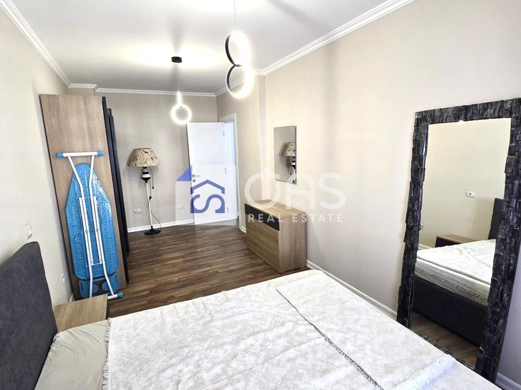 Jepet apartament me qera 2+1 ne 21 Dhjetori