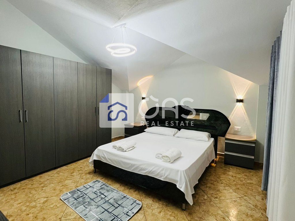 Jepet apartament me qera 2+1 Rruga e Kavajes