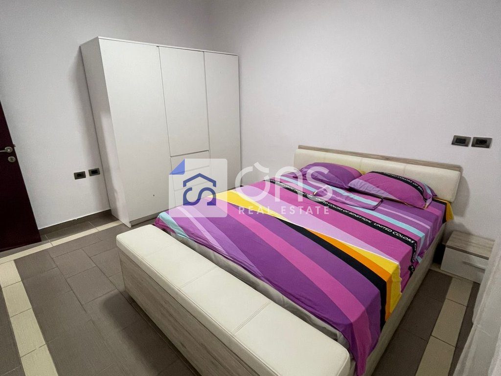 Jepet apartament me qera 1+1 Rruga e Durresi