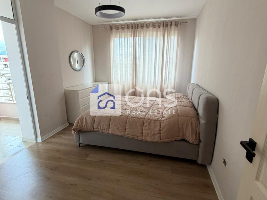 Jepet apartament me qera 2+1+2 ne Astir tek Kompleksi Fratari