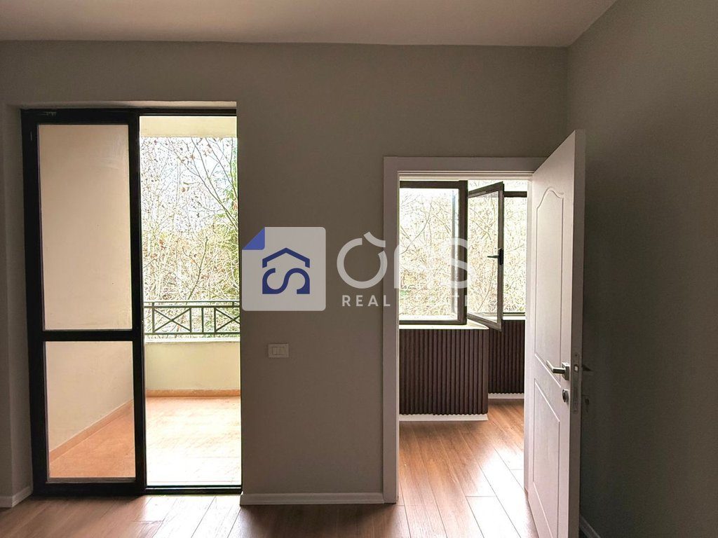 Jepet apartament me qera 1+1  perball Gjykates