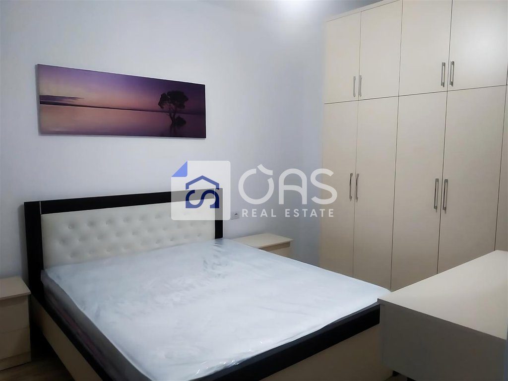 Jepet apartament me qera 1+1 tek Dritan Hoxha
