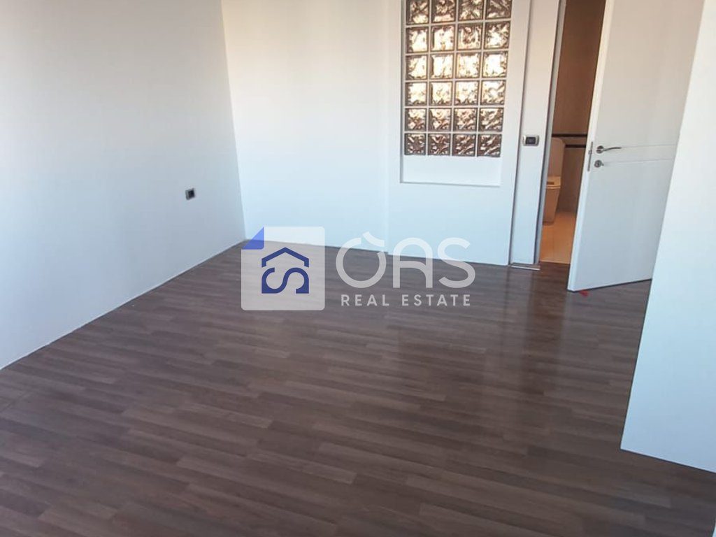 Shitet apartament 2+1+2 tek Liqeni Artificial