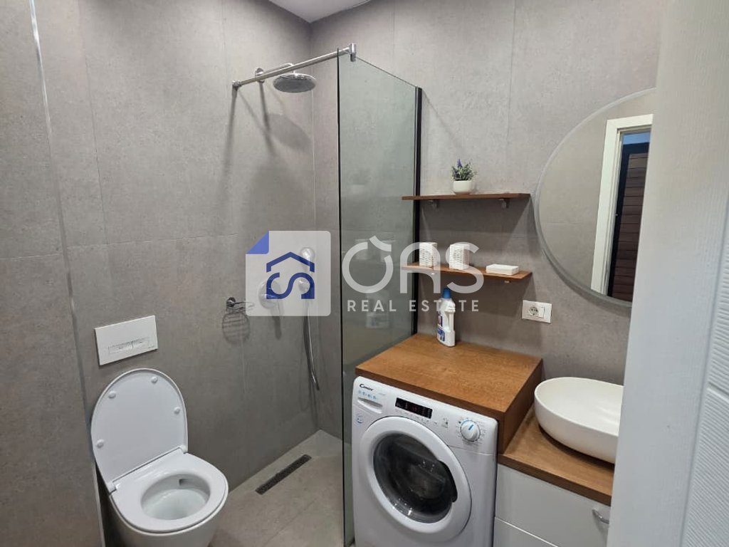 Jepet apartament me qera 2+1+2 tek Kopshti Botanik