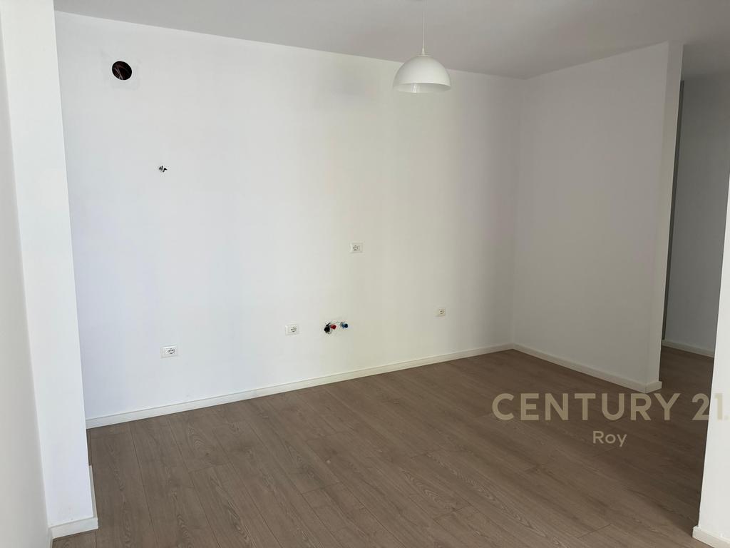 EXCLUSIVE ! SHITET APARTAMENT 1+1 TEK SHKEMBI I KAVAJES !