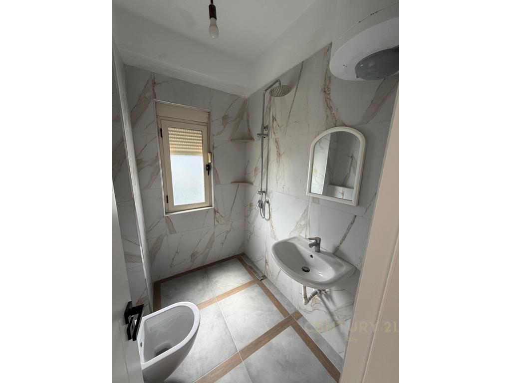 EXCLUSIVE ! SHITET APARTAMENT 1+1 TEK SHKEMBI I KAVAJES !