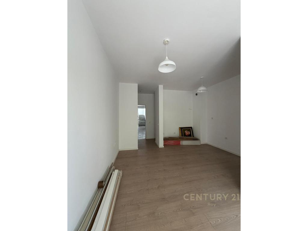 EXCLUSIVE ! SHITET APARTAMENT 1+1 TEK SHKEMBI I KAVAJES !