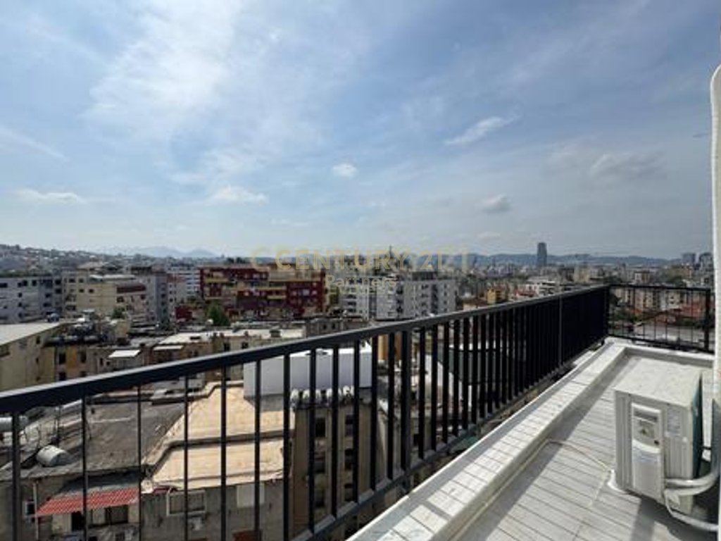 JAPIM ME QIRA APARTAMENT 2+1+2 + Post Parkimi. PRANË SHKOLLËS "NIKET DARDANI", RRUGA BARDHYL