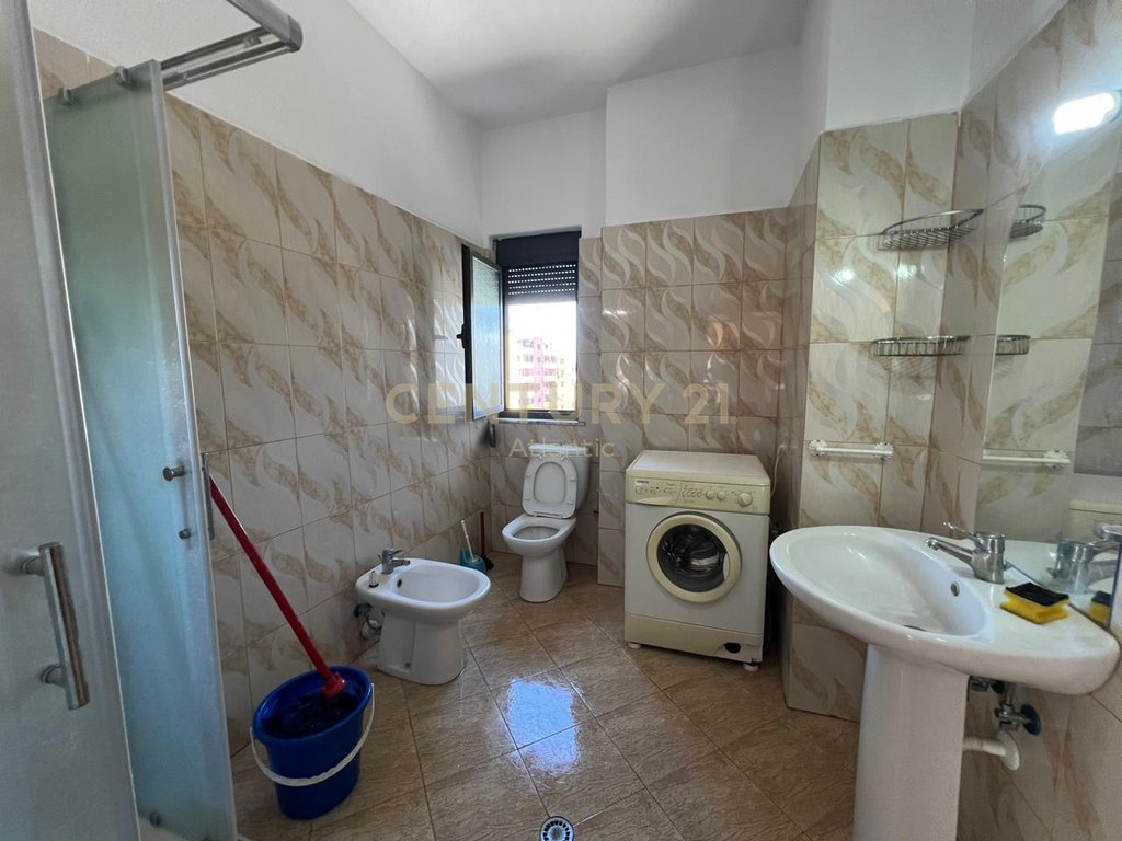 SHITET APARTAMENT 1+1 PLAZH HEKURUDHA DURRES !
