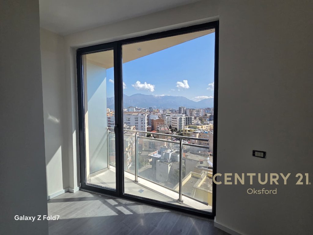 Jepet me qira apartament 1+1 per zyra ne Rrugën Mine Peza , Rezidenca Golden Tower!