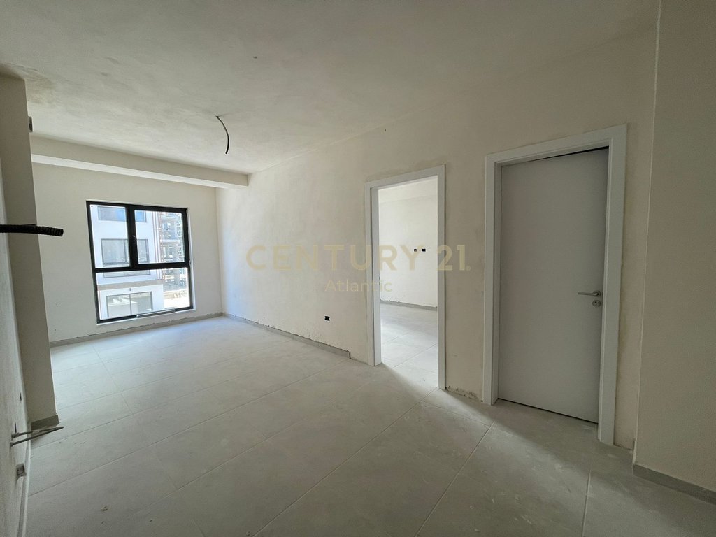 SHITET APARTAMENT 1+1 MALI ROBIT !