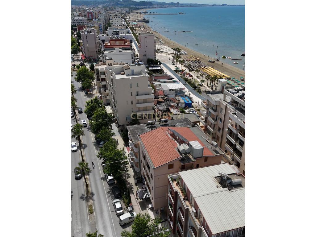 Shitet Hotel 1 Kat me 12 Dhoma në Vijë të Parë Deti – Plazh Durrës