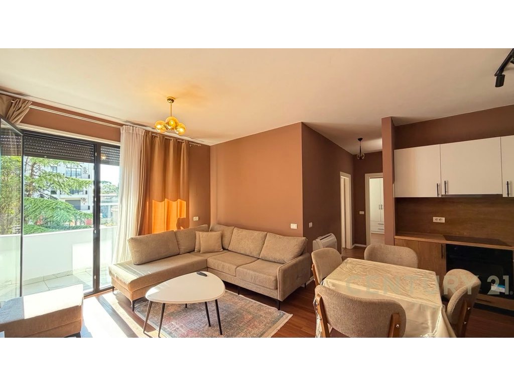 JEPET ME QIRA  APARTAMENT 2+1+2 NE RRUGEN DON BOSKO