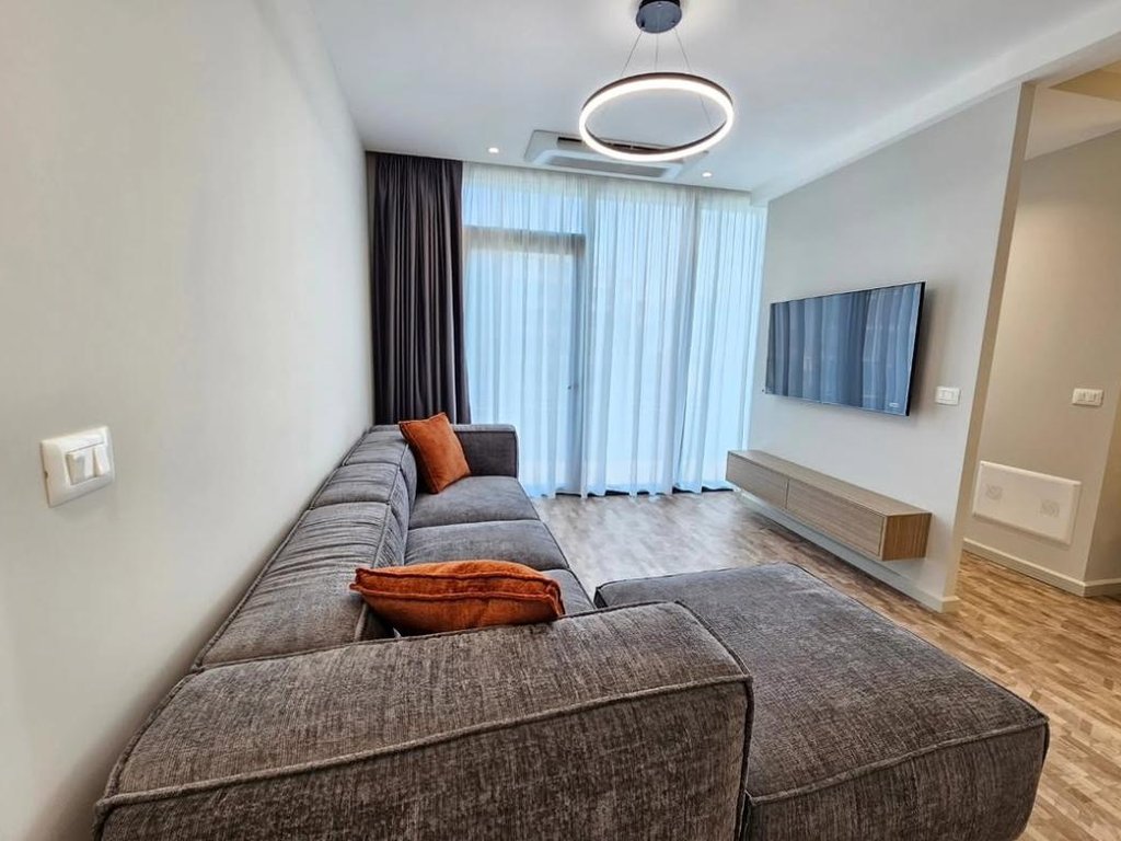 Shitet Apartament 1+1 Premium në Lake View Residence