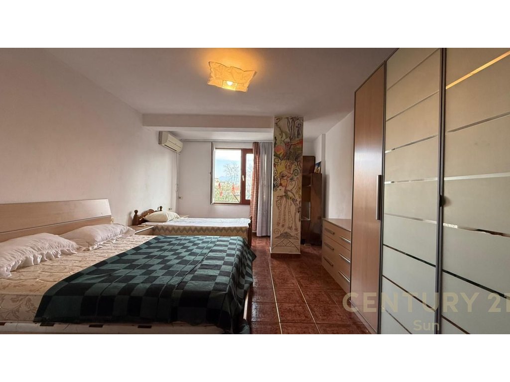 ZOGU I ZI, JAPIM ME QIRA APARTAMENT 2+1 !