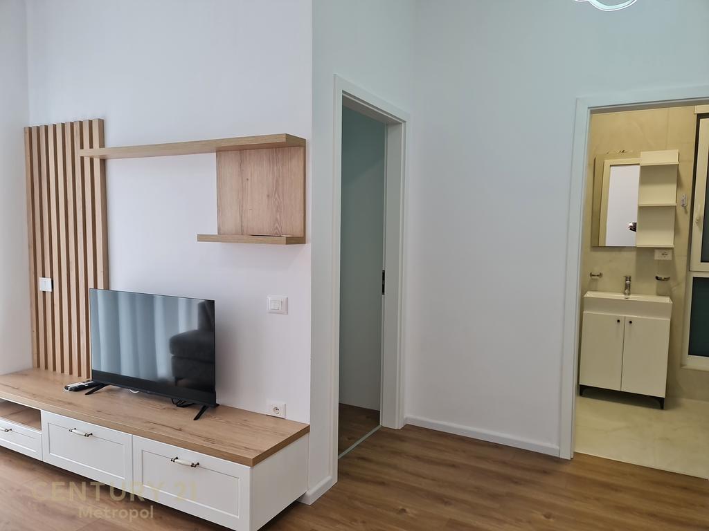 OFROJ PER QIRA APARTAMENT TE SAPO ARREDUAR 1+1 NE SHKOZE!