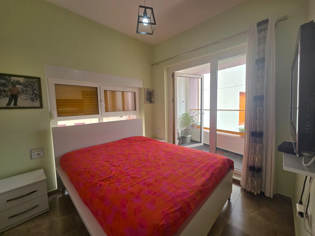 Apartament 1+1 Në Shitje në Ali Demi, Tiranë