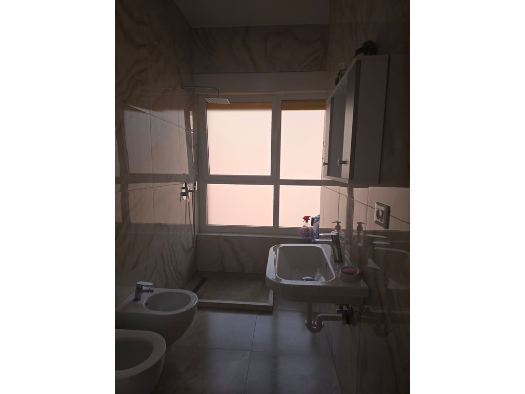 Apartament 1+1 Në Shitje në Ali Demi, Tiranë