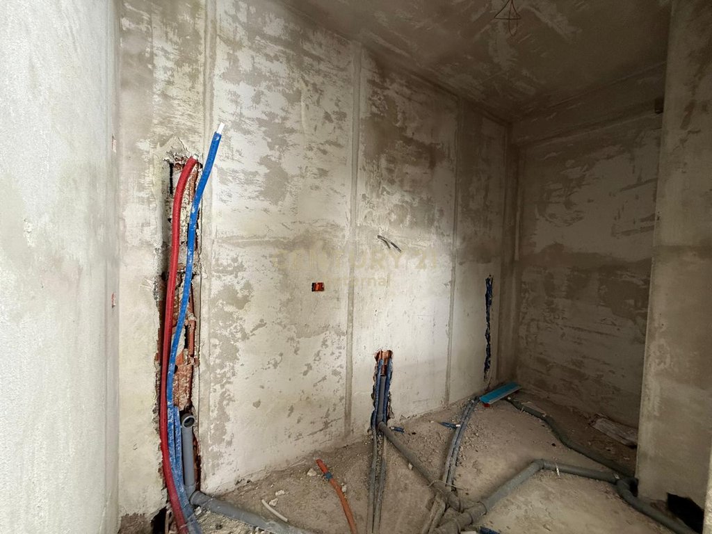 Shitet Apartament 2+1 ne Shkozë, Tiranë.
