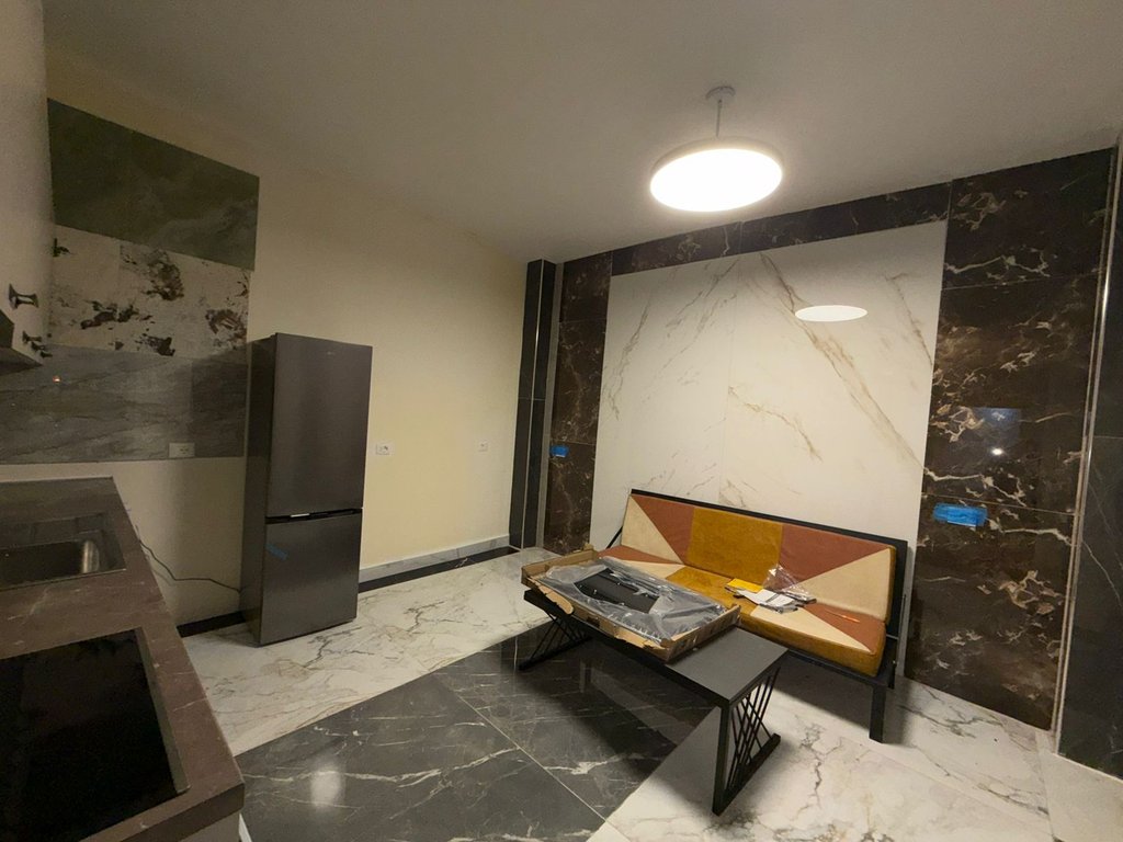 APARTAMENT 1+1 ME QIRA, TE KAIMI, ALI DEMI