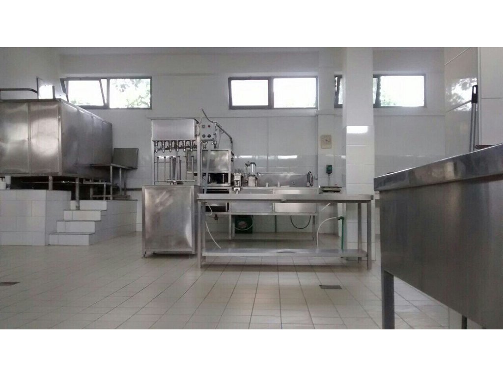 Ofrohet për shitje një objekt industrial ne Elbasan!
