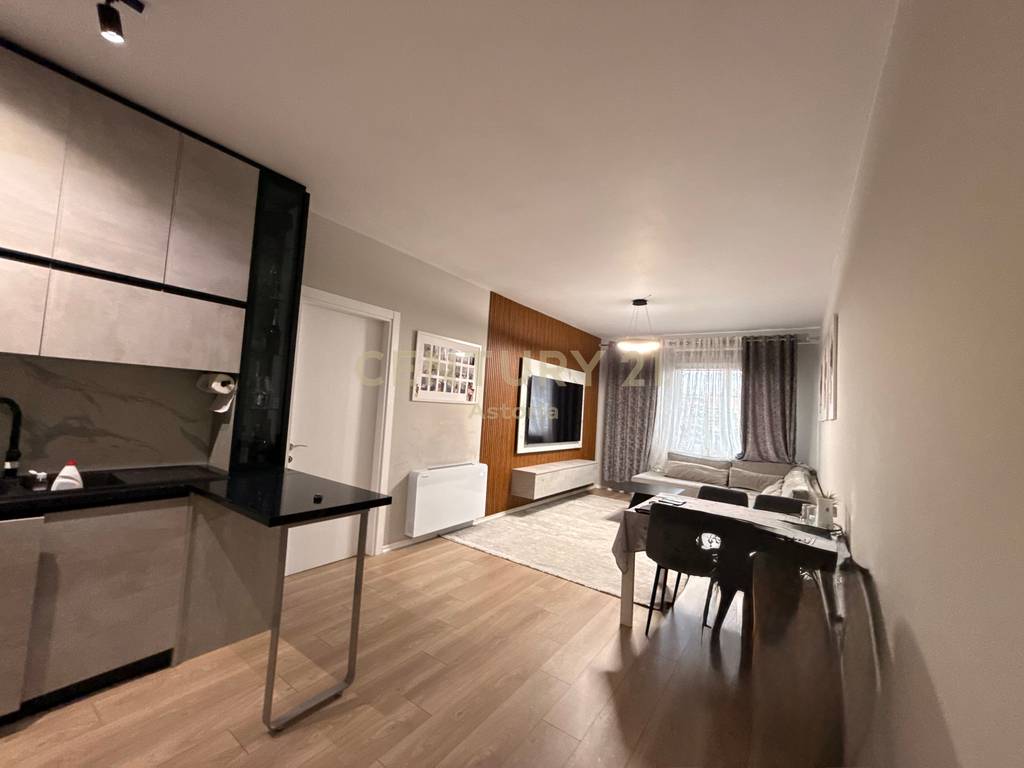 Shitet apartament 2+1+2+ 2 poste parkimi, kompleksi Grand Gallery, Yzberish.