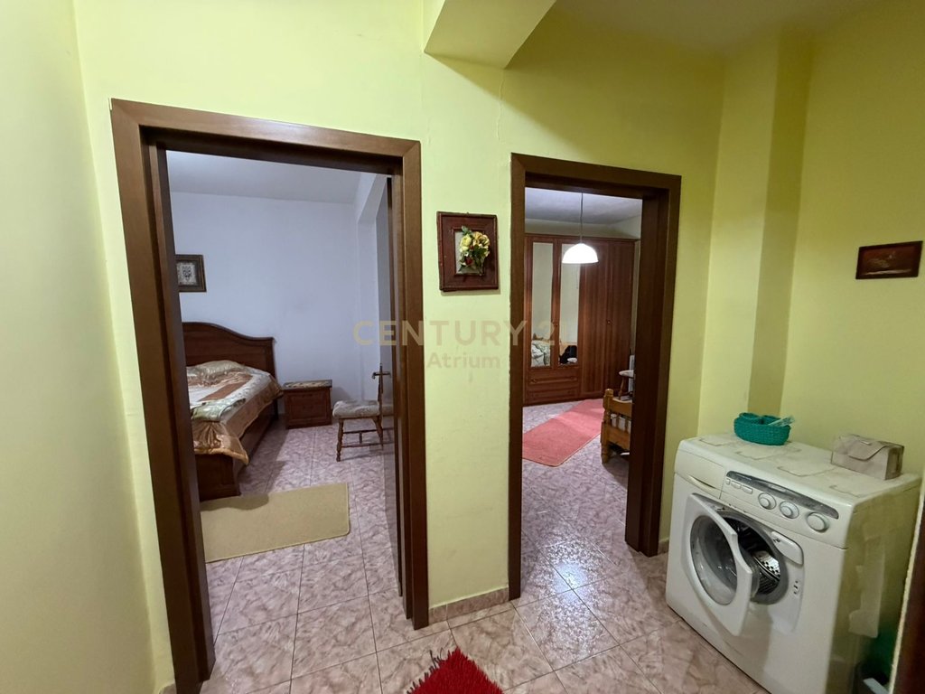 JEPET APARTAMENT 2+1+2+BALLKON ME QIRA NE ZONEN E ISH BLLOKUT !!!