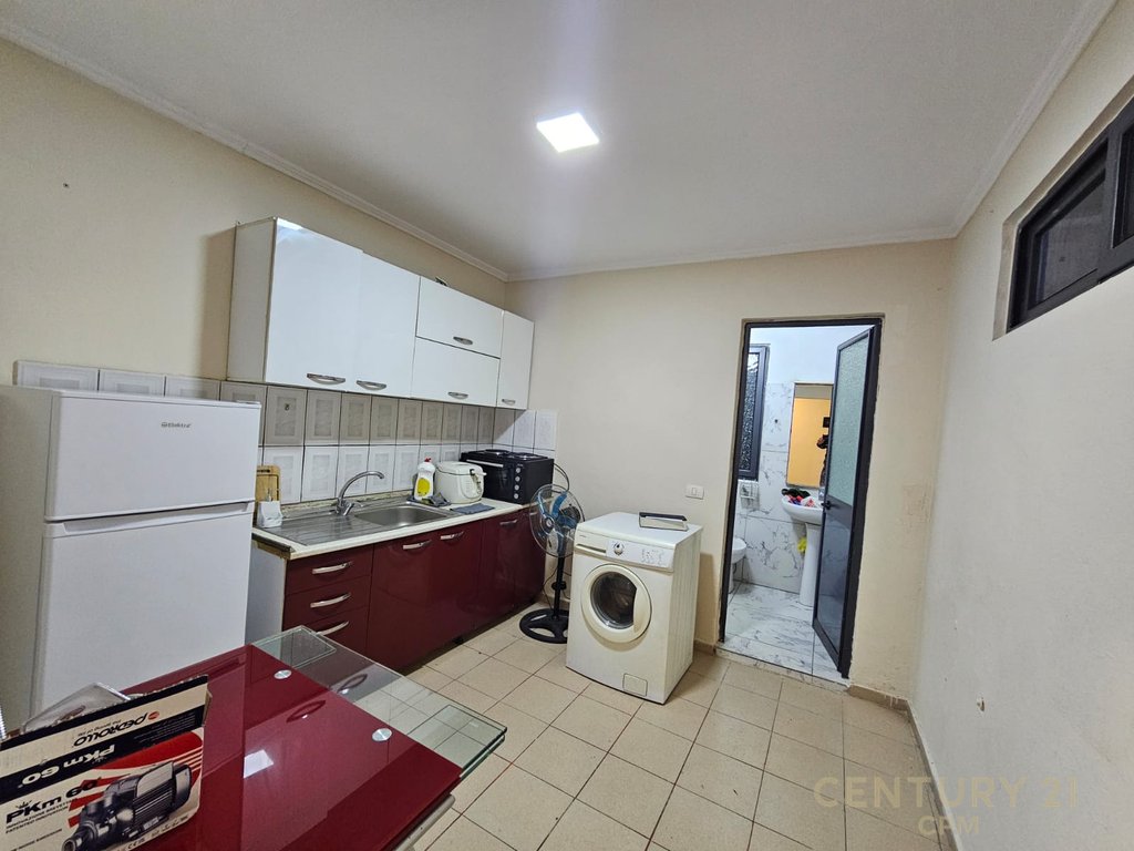 JEPET ME QIRA APARTMENT 2+1 TEK PEDIATRIA
