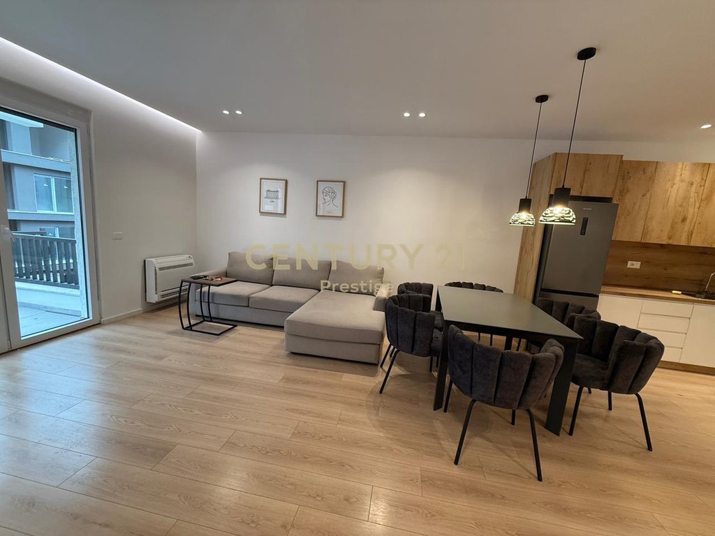 APARTAMENT 2+1+2 NE SHITJE, PRANE RADISSONIT, LIQENI I THATE!