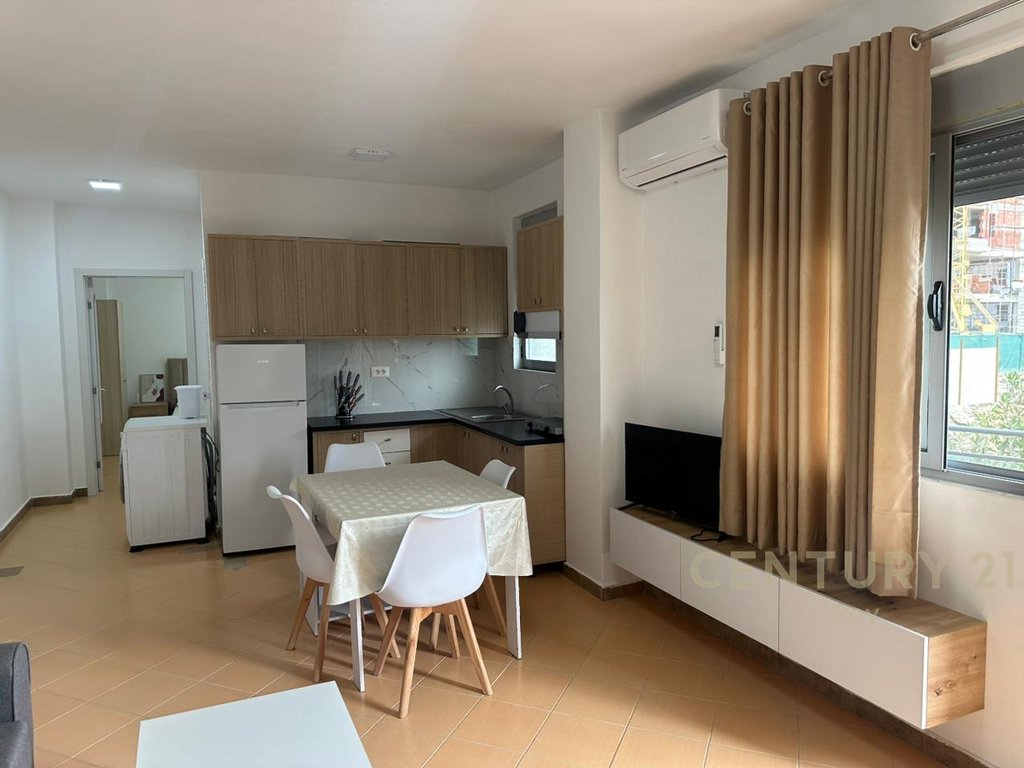 SHITET APARTAMENT 1+1 NE GOLEM 200 METRA LARG DETIT!!!