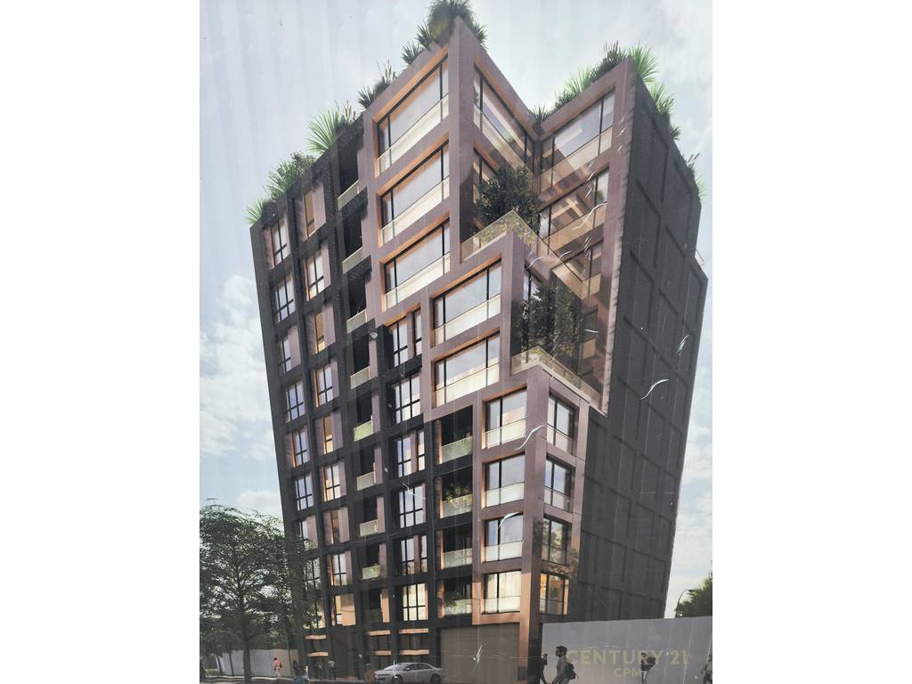 Shitet apartament 2+1 prane Shkolles Kuqe!