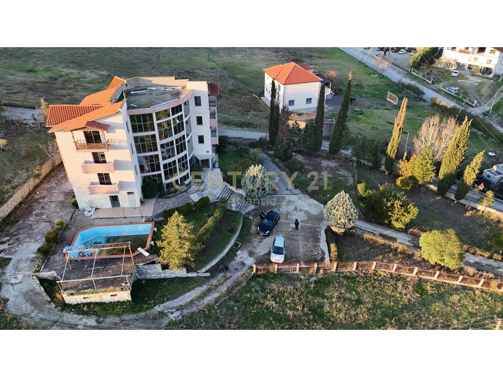 🏨 Hotel për Shitje – Mundësi Investimi me Potencial të Lartë