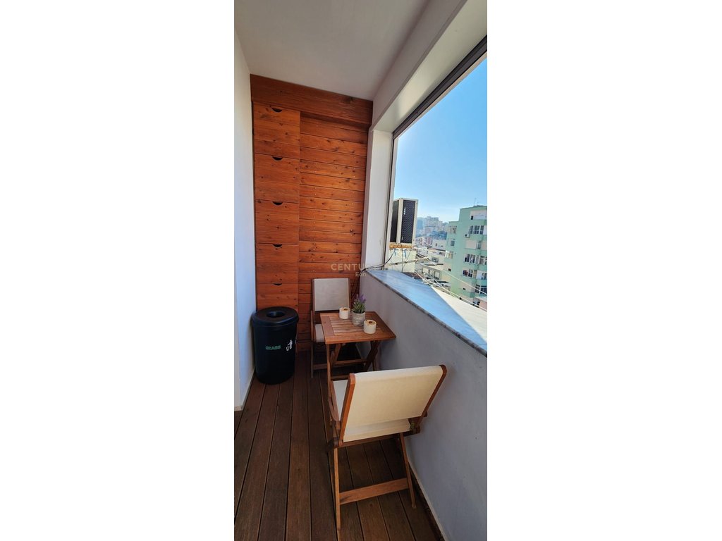 JEPET ME QERA APARTAMENT 1+1 PRANE QENDRES, DURRES  !